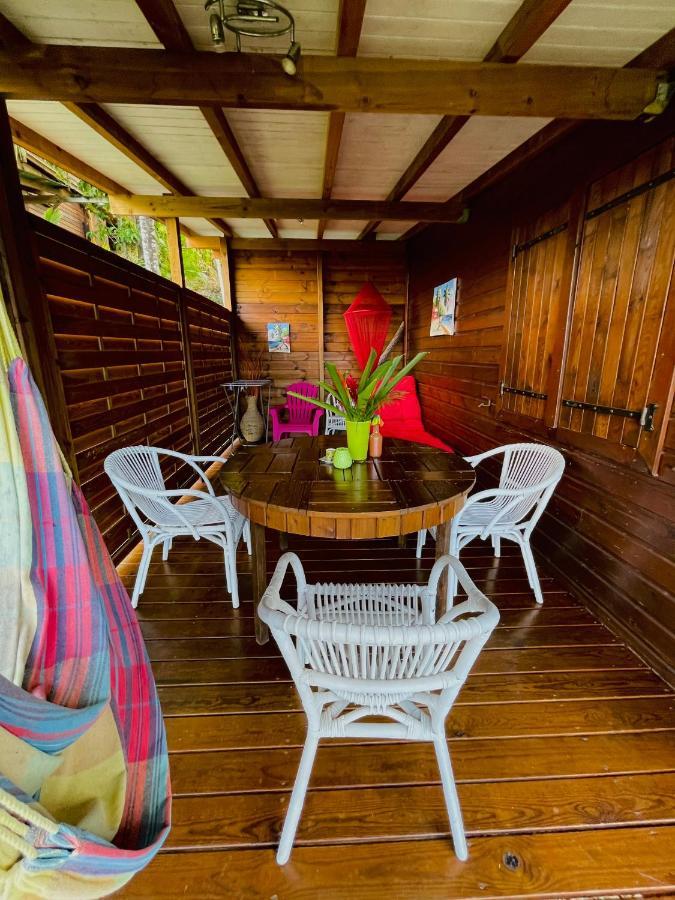 Gites Les Lodges Des Hauts De 德赛 外观 照片