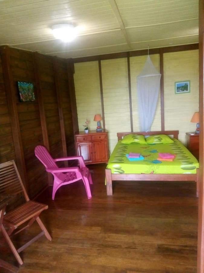 Gites Les Lodges Des Hauts De 德赛 外观 照片